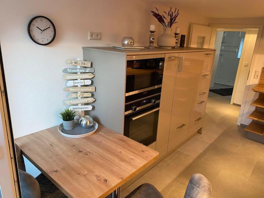 Ferienwohnung Hereinspaziert Wilhelmshaven Exterior foto